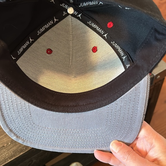 Air Jordan flight collector edition cap. Paint splatter NWOT - Picture 6 of 6